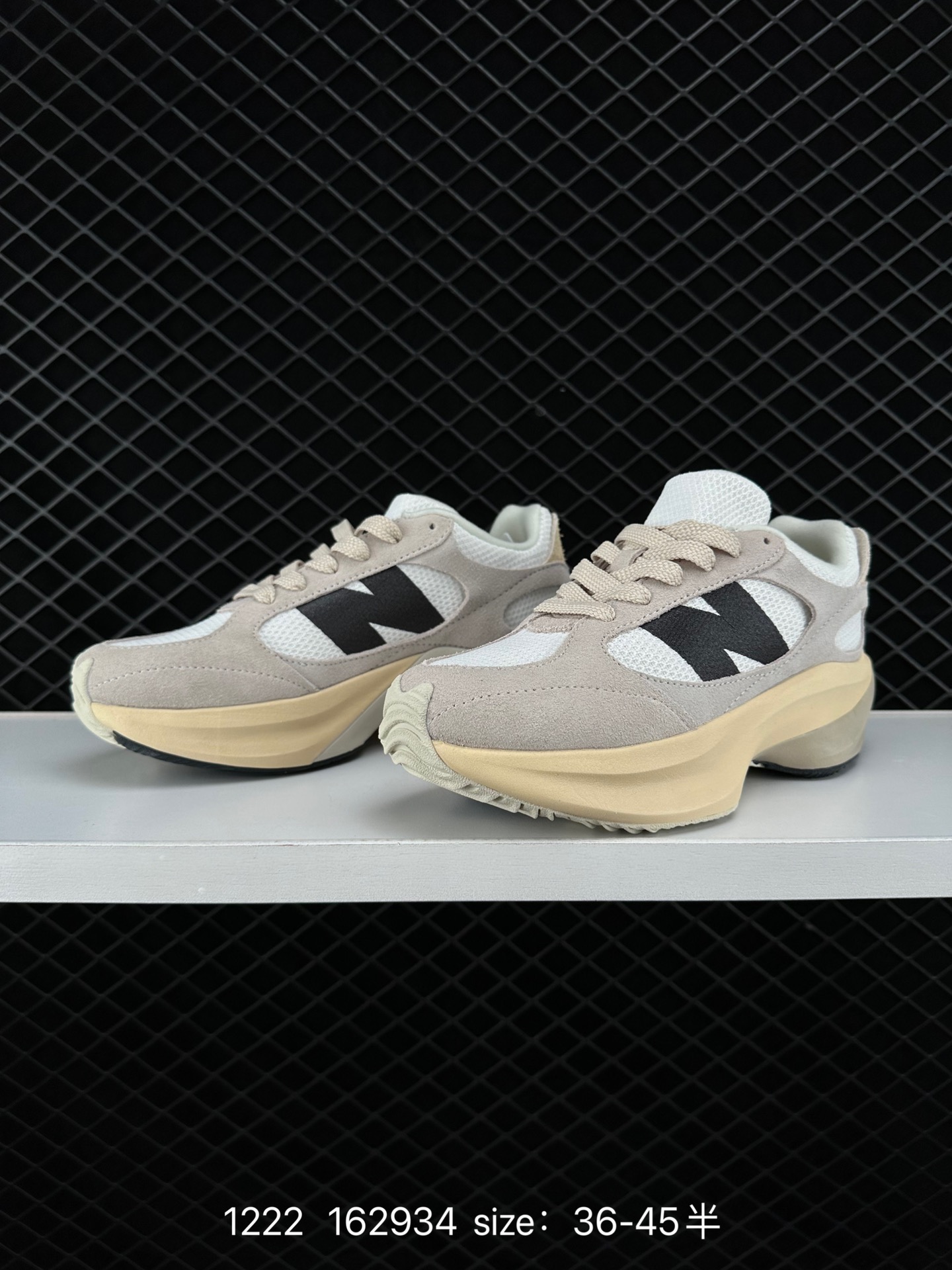 New Balance Warped Runner